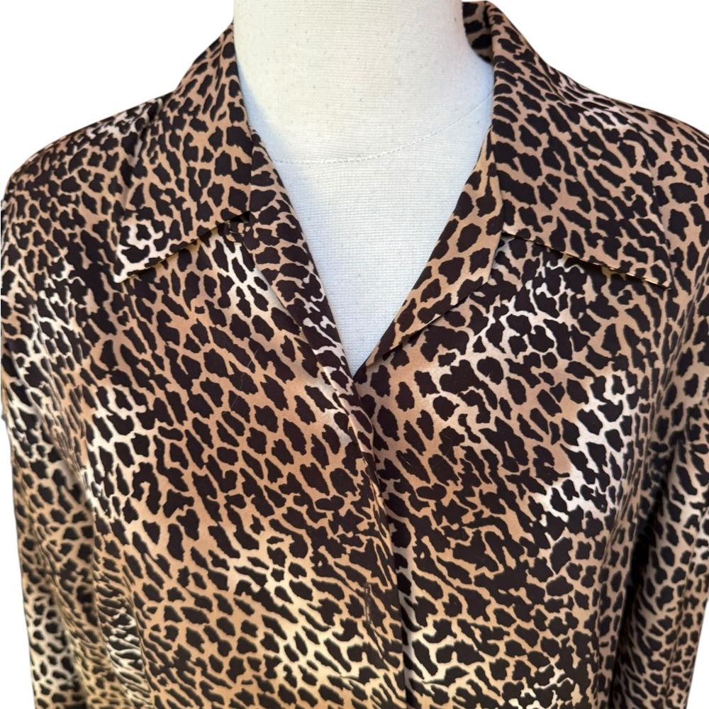 1980s Leopard Print Collared Poly Button Down‎ Bl… - image 2